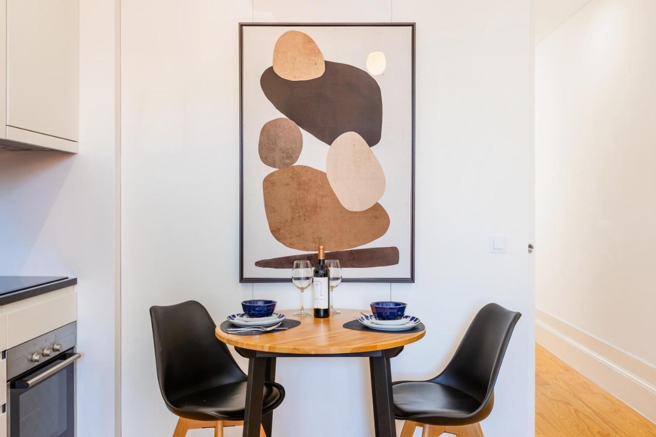 Lifestyle Studio In Porto By Bnbird Buitenkant foto
